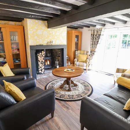 Holly Holiday home