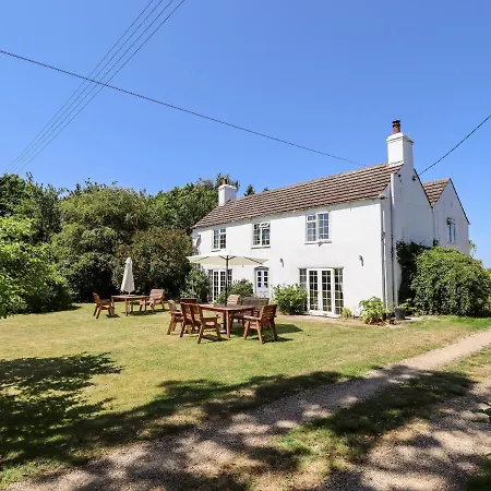 Holiday home Holly Lincoln