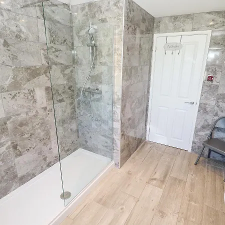 Holly Holiday home Lincoln