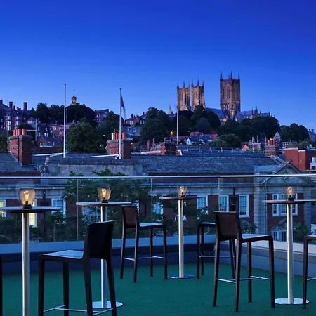 Doubletree By Hilton Hotell