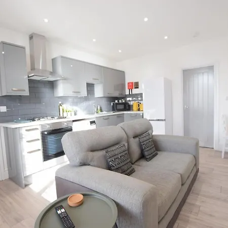 Stylish Centre Apartment *