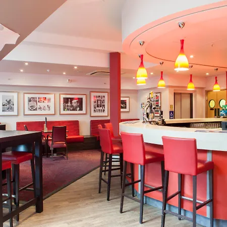 Hotel By Ihg Lincoln