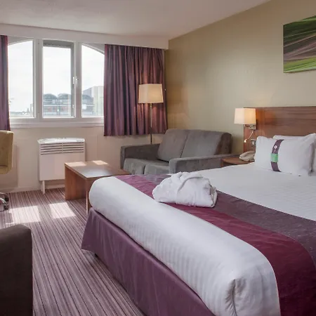 By Ihg Hotel