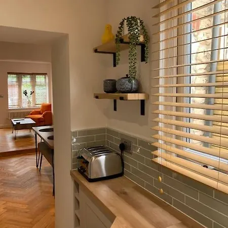 Minster - Cathedral Quarter With Permit Parking Holiday home