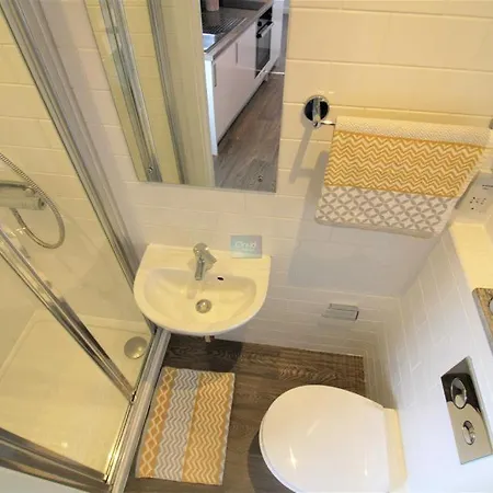 Apartment Pass The Keys Centrally Located Flat Lincoln