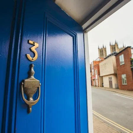 Pass The Keys Historic House With Cathedral Views Holiday home *