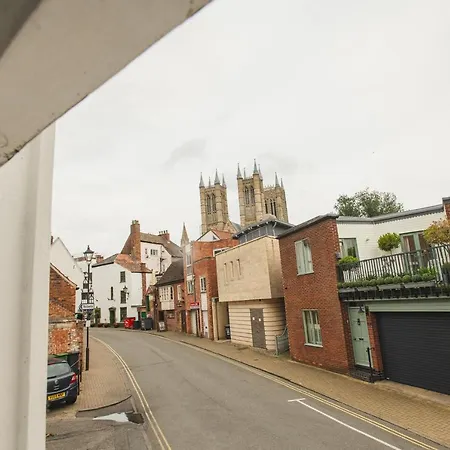 Holiday home Pass The Keys Historic House With Cathedral Views Lincoln