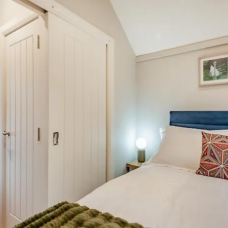 Burton Waters Marina Holiday park *