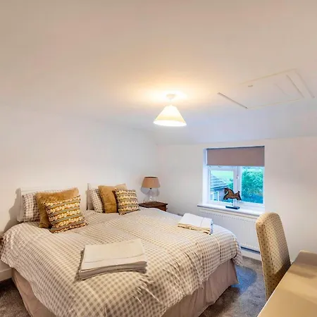 Newly Renovated Rural In North Scarle Lincoln