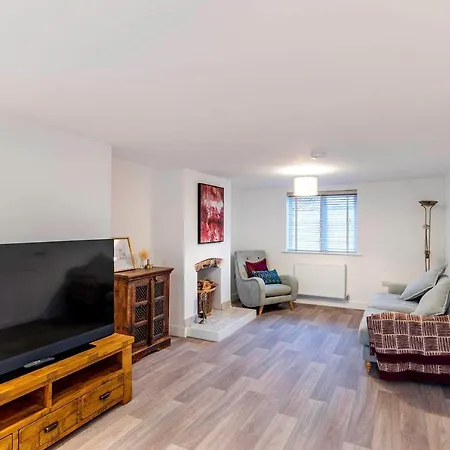 Newly Renovated Rural In North Scarle * Lincoln