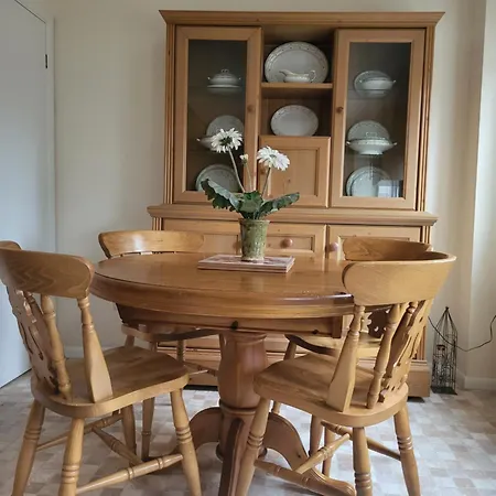 Holiday home Grayz Townhouse - Free Onsite Parking For 2 Cars