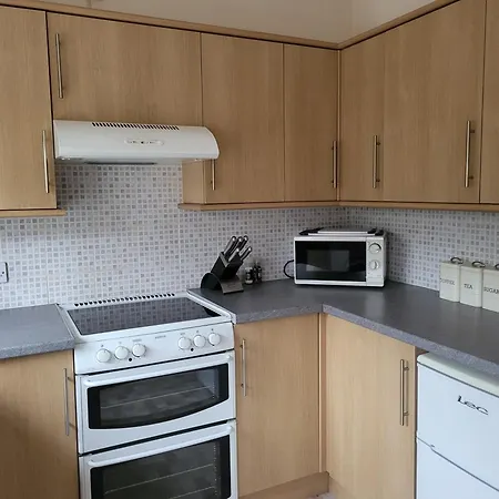 Grayz Townhouse - Free Onsite Parking For 2 Cars Holiday home Lincoln