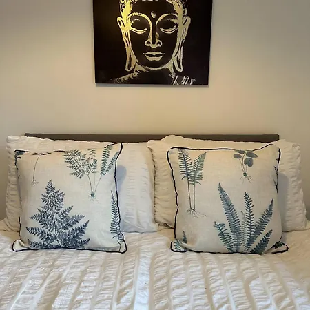No 1 Seafield - Sleeps 5 -