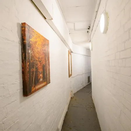 Pass The Keys 1- Silver Street - Spacious Flat In The Centre * Lincoln