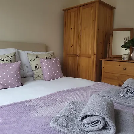 Holiday home Grayz Townhouse - Free Onsite Parking For 2 Cars Lincoln