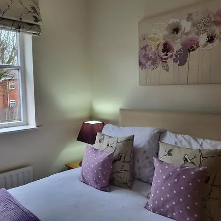 Holiday home Grayz Townhouse - Free Onsite Parking For 2 Cars *