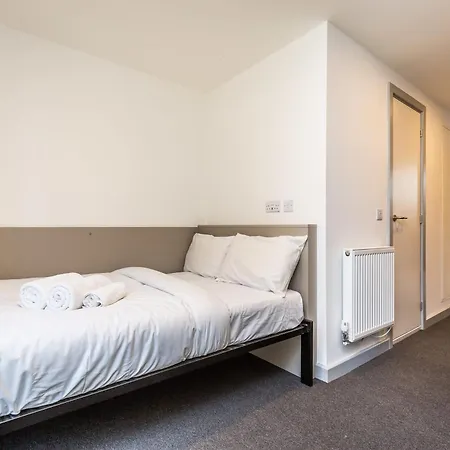 Ensuite With Shared Kitchen, Close To Centre- 18 Above Holiday home