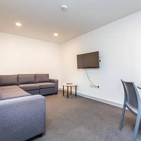 Ensuite With Shared Kitchen, Close To Centre- 18 Above Holiday home *