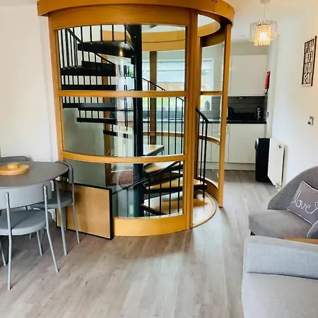 Pass The Keys Stunning Townhouse In Uphill Historic Lincoln
