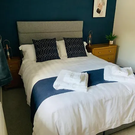 Holiday home Pass The Keys Stunning Townhouse In Uphill Historic