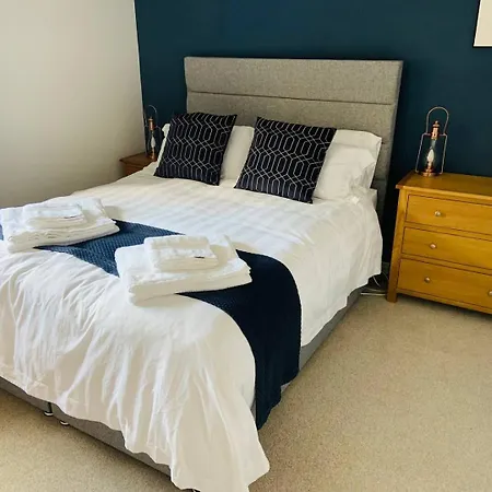 Pass The Keys Stunning Townhouse In Uphill Historic Holiday home Lincoln