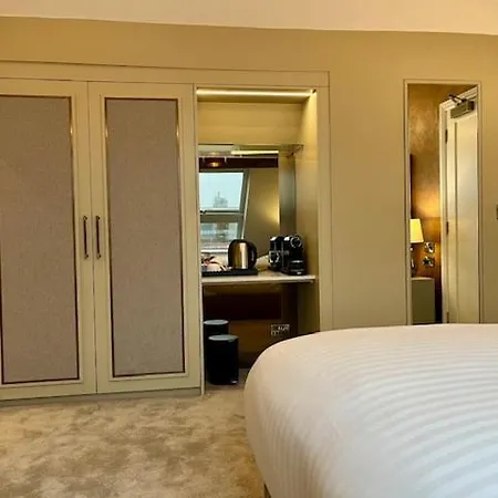 Hotel Castle & 3*