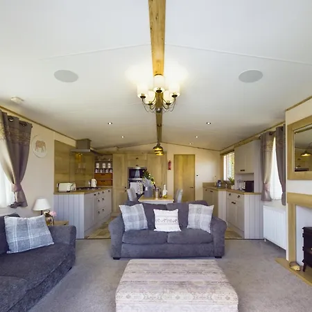 Tattershall Lakes Mini Breaks - Gibson Close * Lincoln