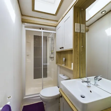 Tattershall Lakes Mini Breaks - Gibson Close Holiday home Lincoln