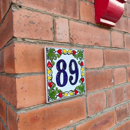 Stylish, Homely City Centre 3 Bed Property Sleeps 6 * Lincoln