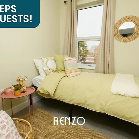 Inviting 2 Bedroom In By Renzo, Close To Cathedral! Holiday home *