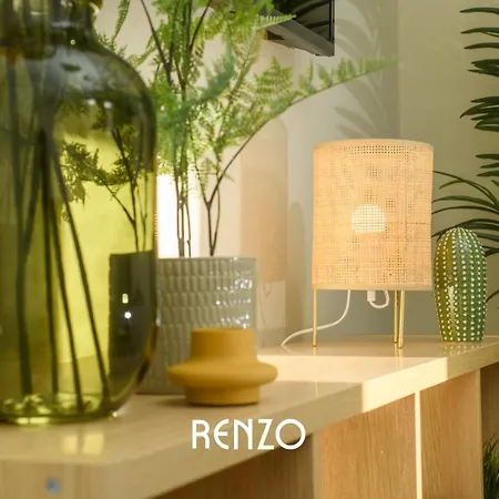 Inviting 2 Bedroom In By Renzo, Close To Cathedral! Holiday home