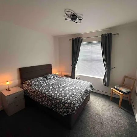 View Sleeps 4 Balcony Self Check-in * Lincoln