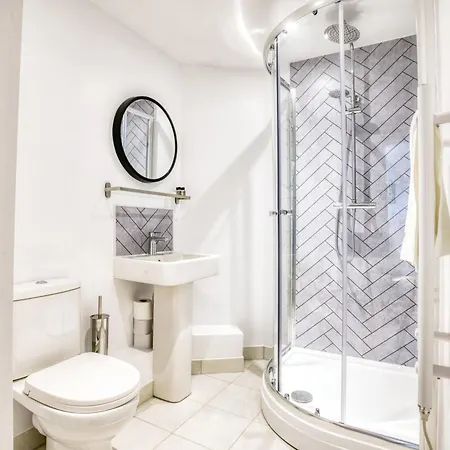 2- 2 Bed Lincoln