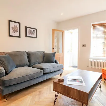 Minster - Cathedral Quarter With Permit Parking Holiday home
