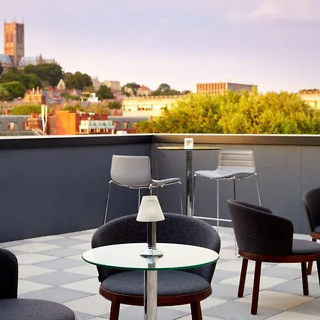 Doubletree By Hilton Lincoln