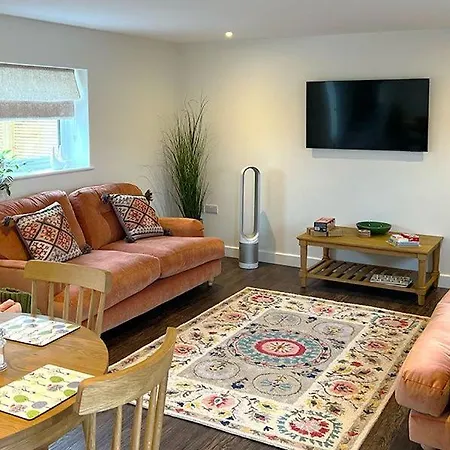 Linwood Holiday home *