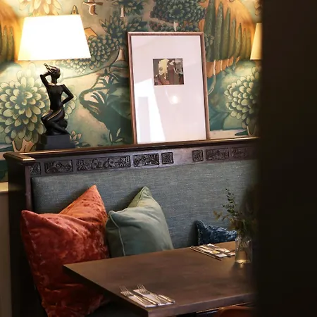Tower Hotel 3*