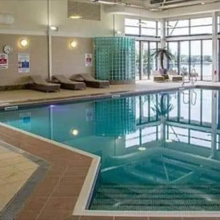 Holiday home Caravansleeps6-hottub-garden-waterwonderland *