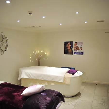 Western Bentley Hotel, Leisure Club &