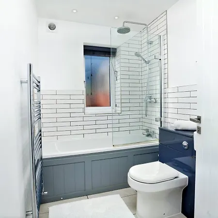 Pass The Keys Motherby 7 - Town House Close To River Front * Lincoln