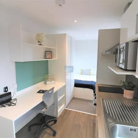 Apartment Pass The Keys Centrally Located Flat *