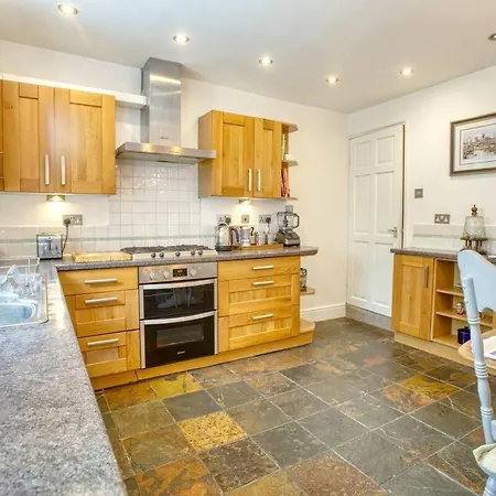 Cosy Town House Near The Castle Pass The Keys Lincoln