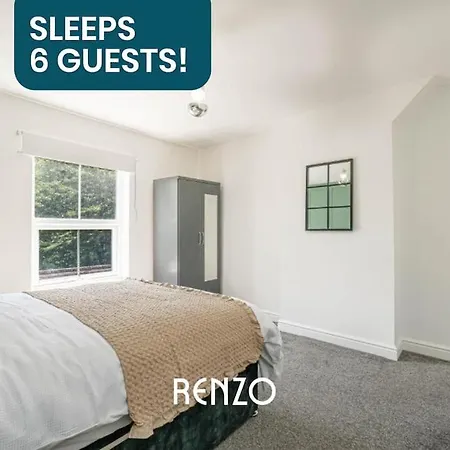Apartment Cosy And Lovely 3-bed In By Renzo, Free Wi-fi, Sleeps 8! *