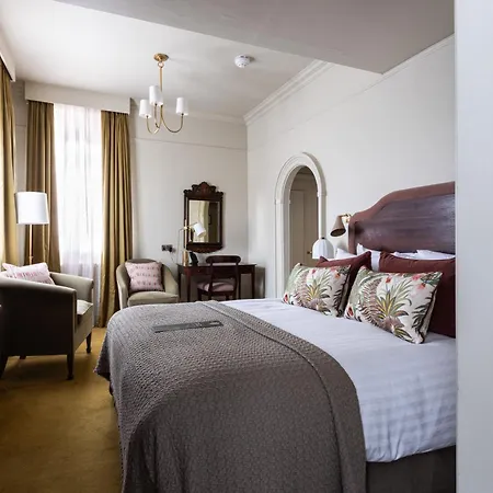 The White Hart Hotel