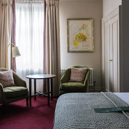 The White Hart 4*