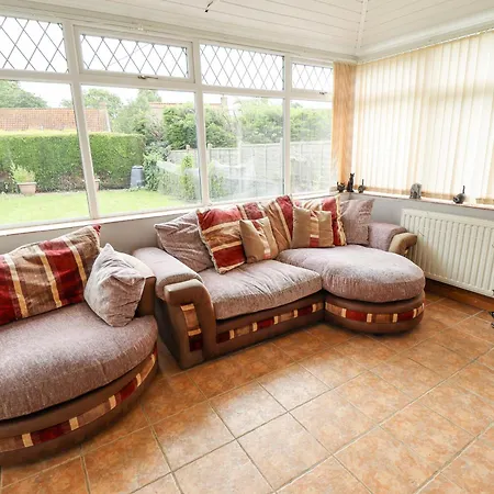 Holiday home Daisy *