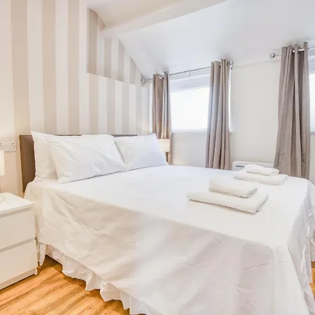 Superb Center 2 Bed Free Wifi