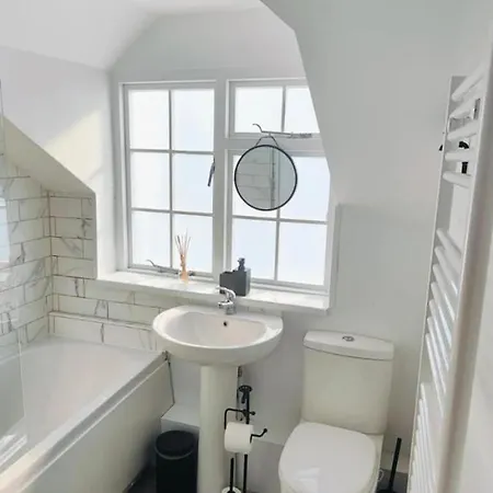 Captivating 2-bed House In Nettleham Holiday home *