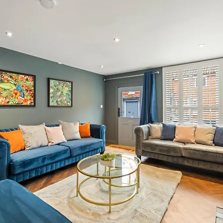 33 Bailgate, Lincoln