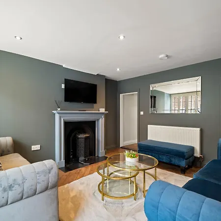 33 Bailgate, Lincoln